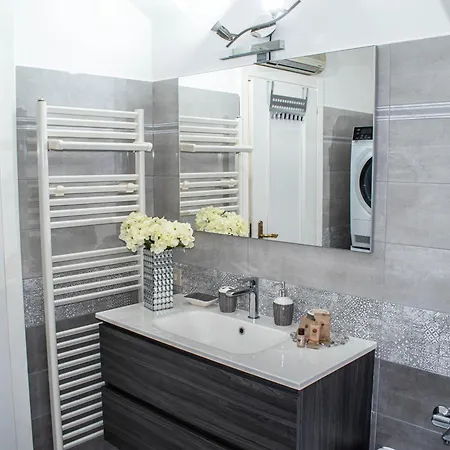 A Due Passi Dal Castello - Moderno E Ristrutturato * 페라라