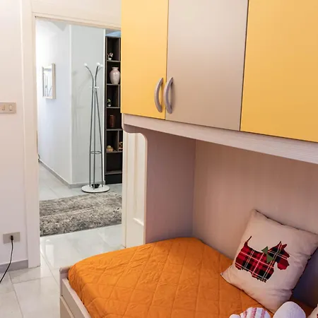 A Due Passi Dal Castello - Moderno E Ristrutturato 아파트