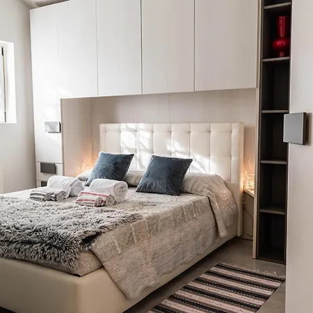 A Due Passi Dal Castello - Moderno E Ristrutturato