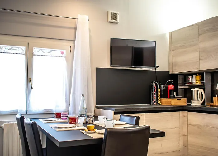 Διαμέρισμα A Due Passi Dal Castello - Moderno E Ristrutturato