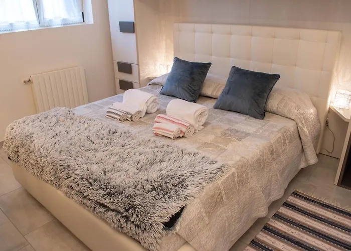 A Due Passi Dal Castello - Moderno E Ristrutturato Φεράρα