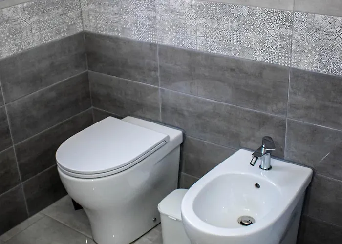 Apartament A Due Passi Dal Castello - Moderno E Ristrutturato *